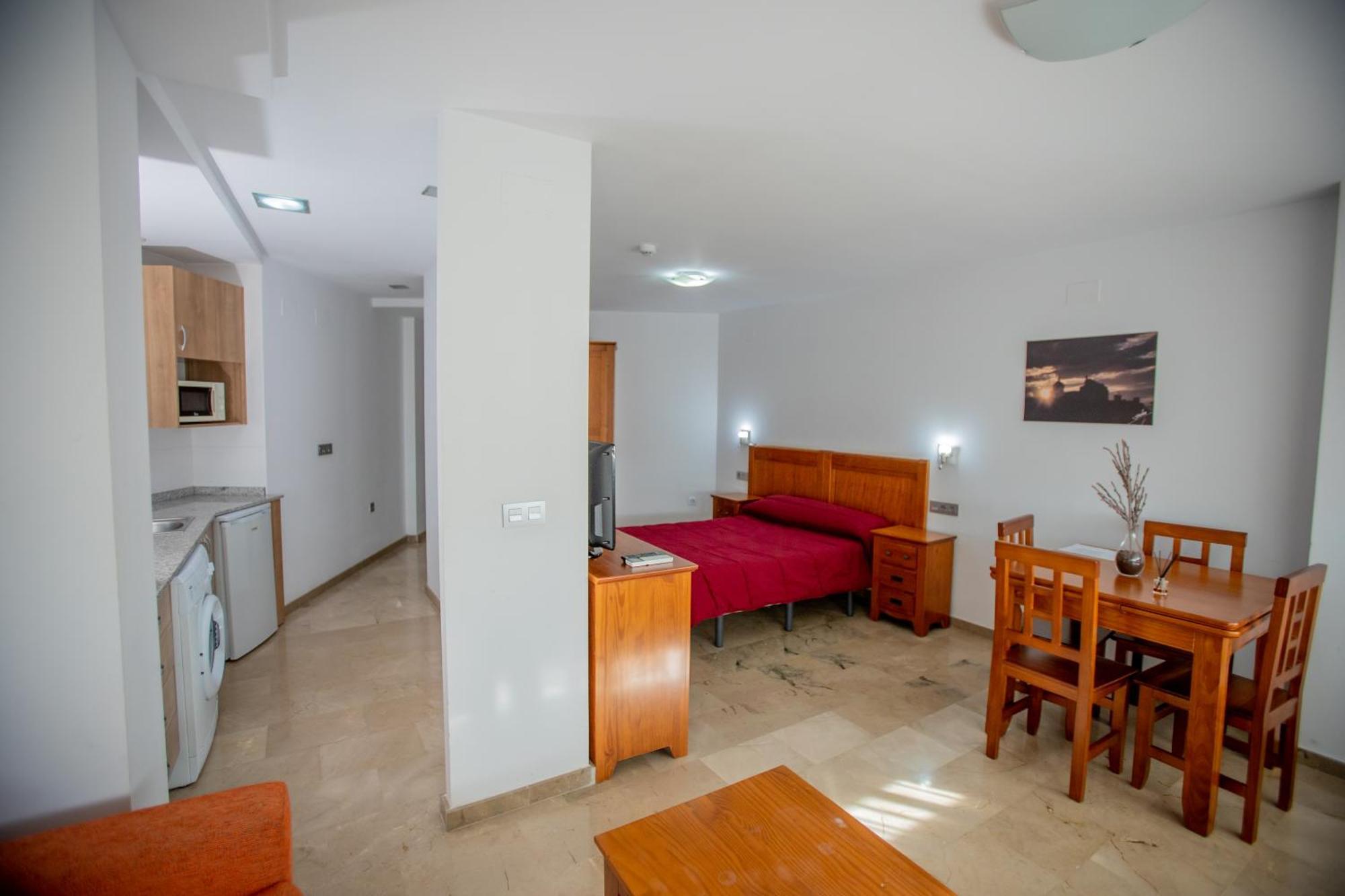 Apartamentos Aixa II Caravaca De La Cruz Exteriör bild